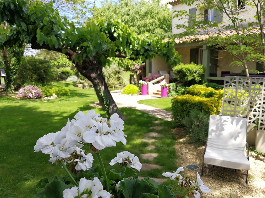 La Bastide Des Muriers Deaux Buitenkant foto