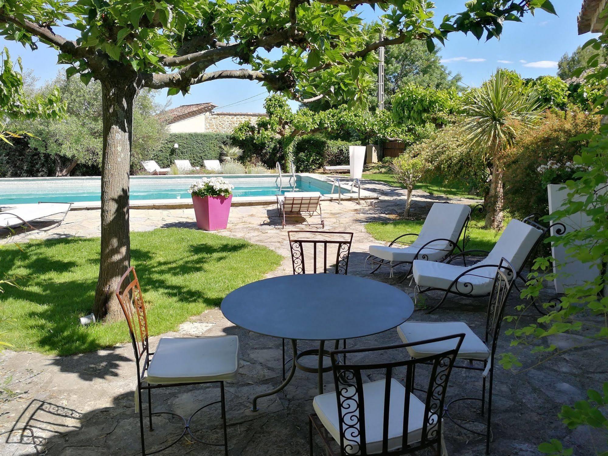 La Bastide Des Muriers Deaux Buitenkant foto