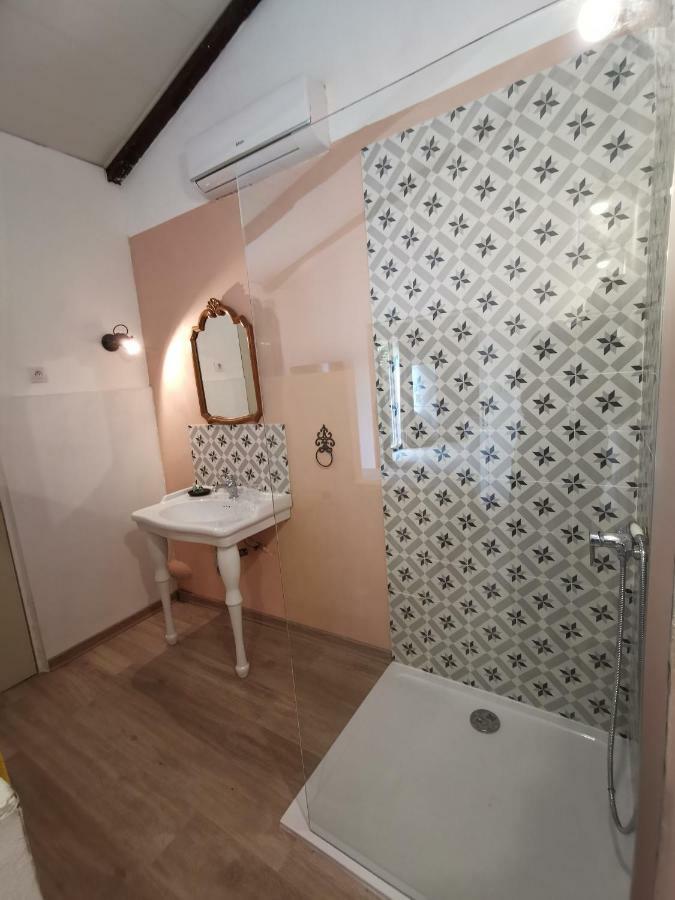 La Bastide Des Muriers Deaux Buitenkant foto